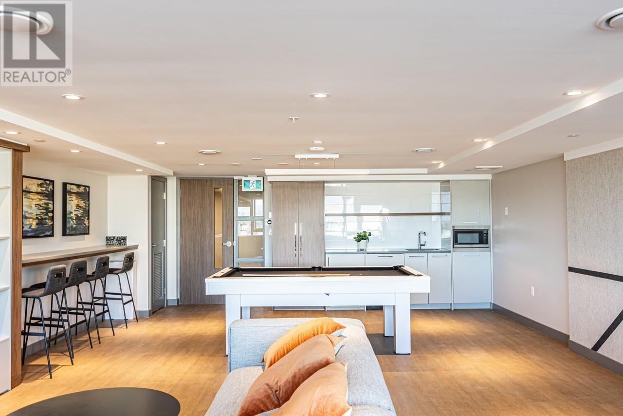 Listing Picture 14 of 15 : 706 3331 NO. 3 ROAD, Richmond / 烈治文 - 魯藝地產 Yvonne Lu Group - MLS Medallion Club Member