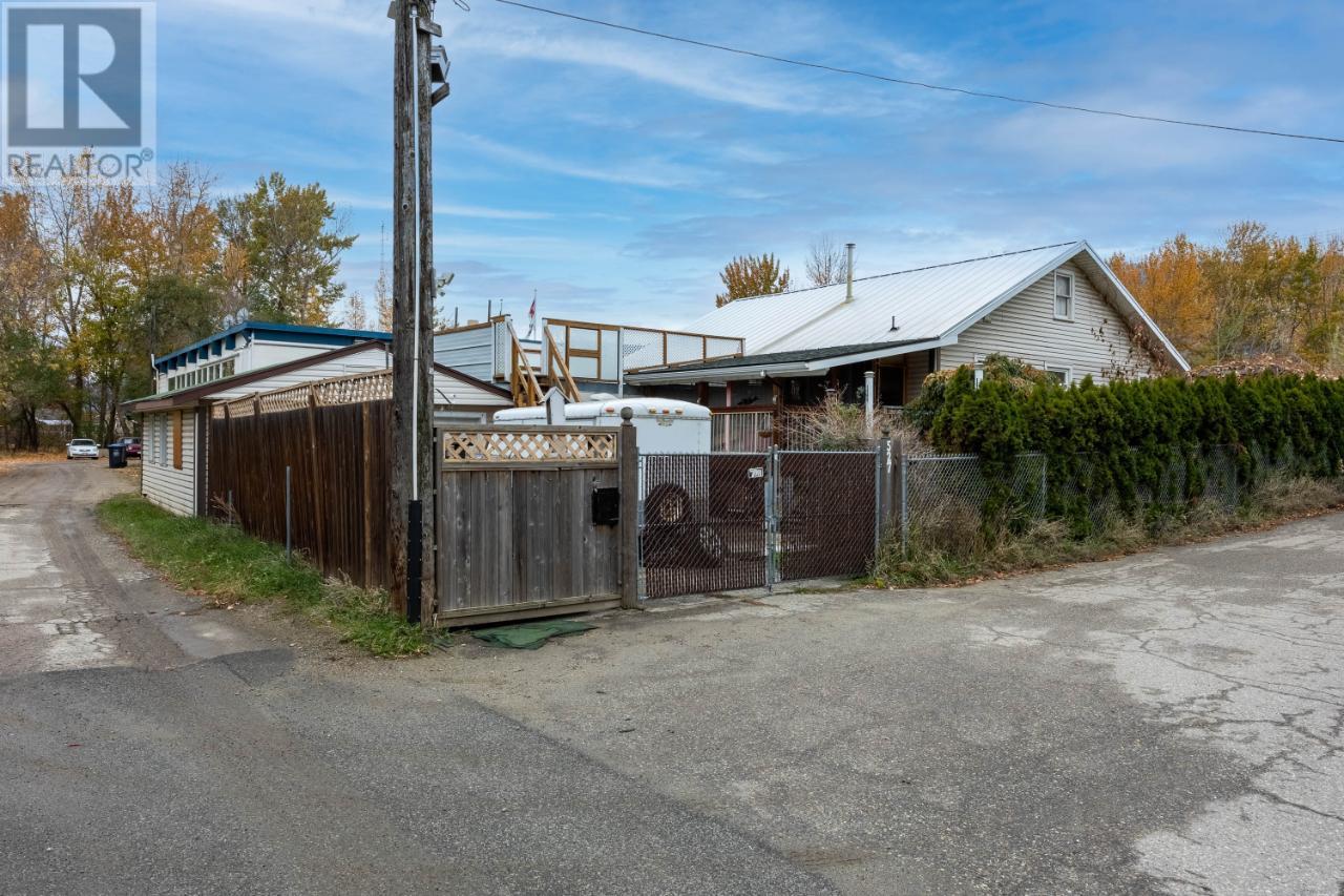 527 Shuswap Ave, Chase, British Columbia  V0E 1M0 - Photo 25 - 175777