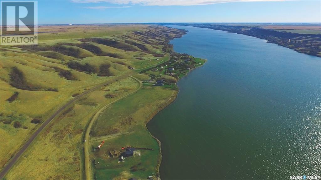 1 Sunset BOULEVARD, buffalo pound lake, Saskatchewan