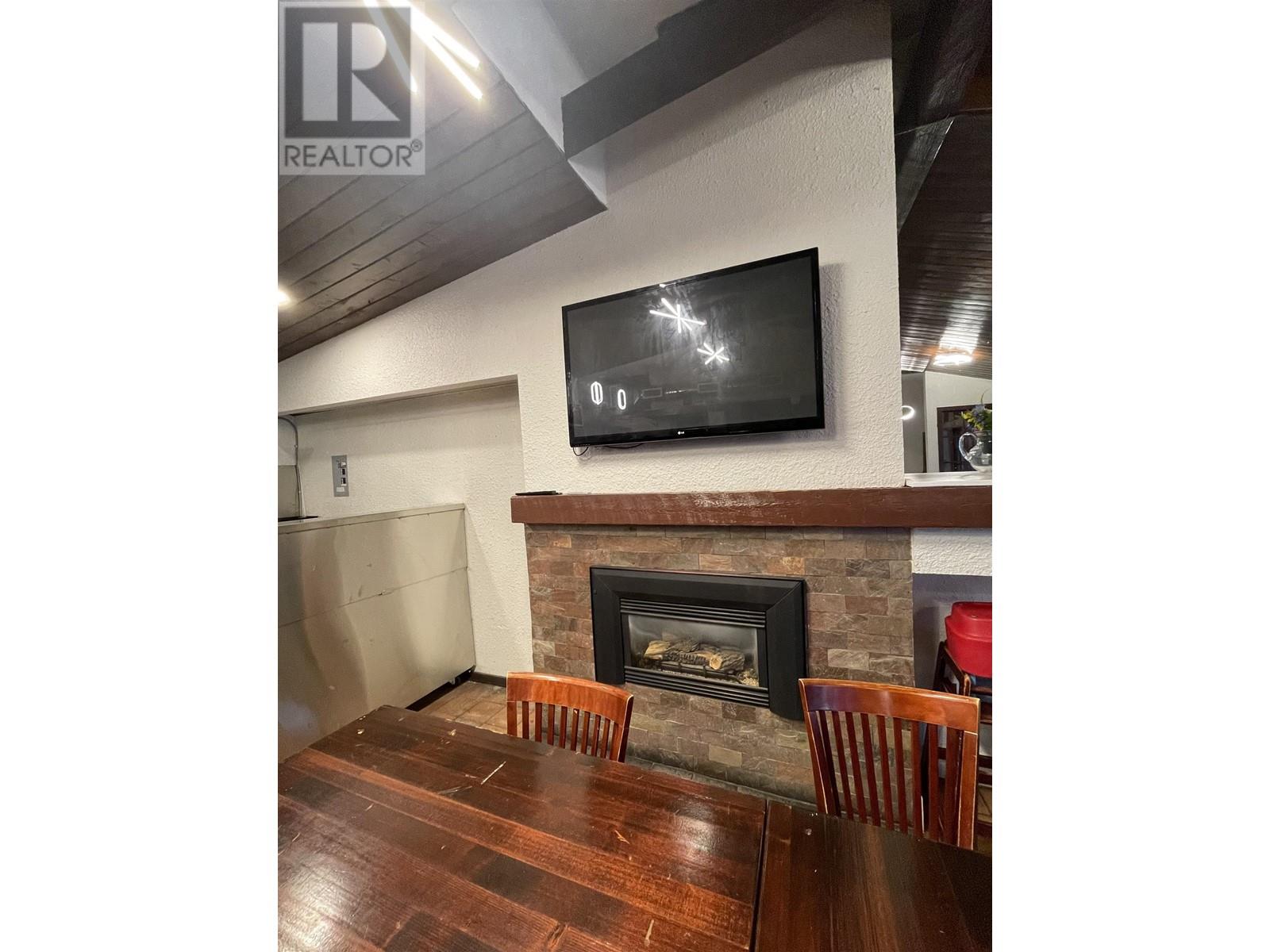 3901 Hastings Street, Burnaby, British Columbia  V5C 2H8 - Photo 3 - C8055713
