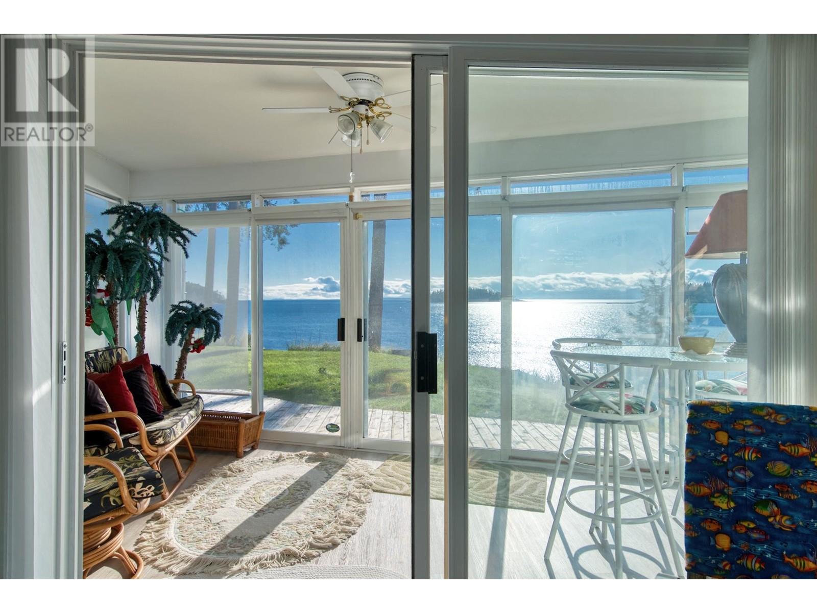 6437 Sunshine Coast Highway, Sechelt, British Columbia  V7Z 0N6 - Photo 28 - R2833093