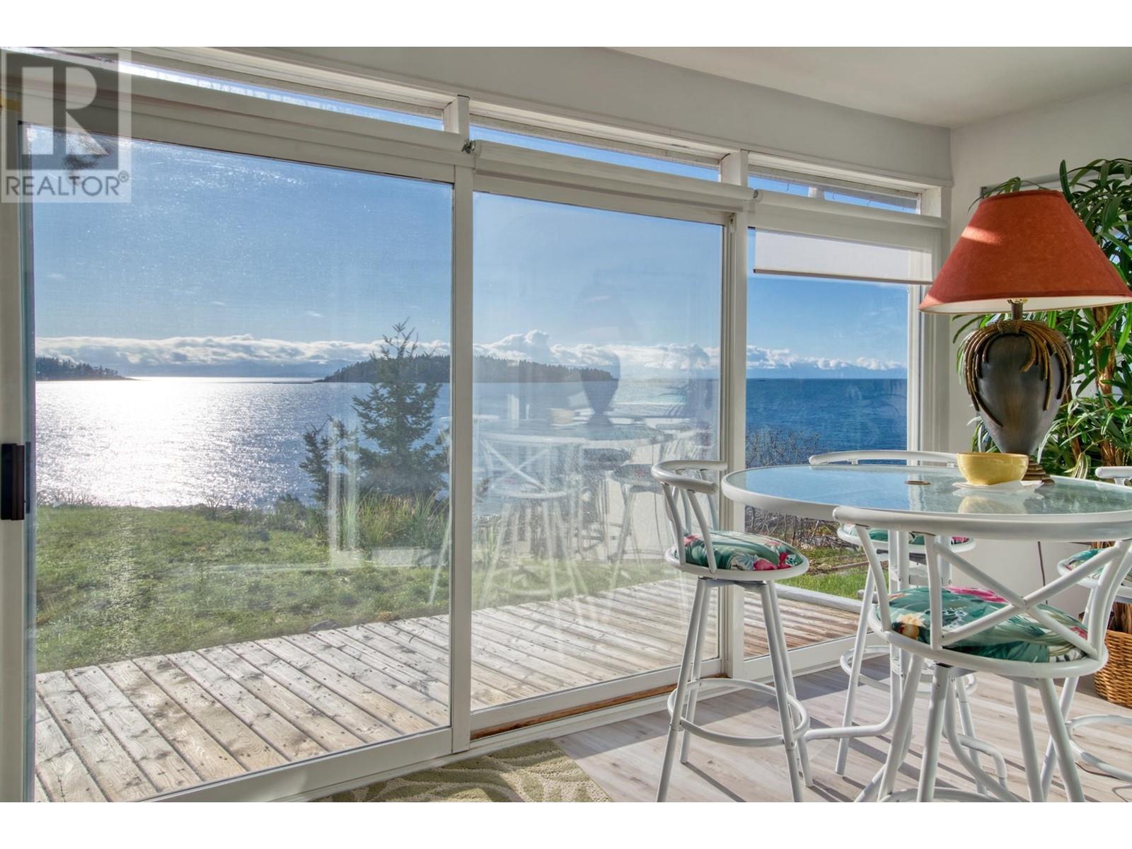 6437 Sunshine Coast Highway, Sechelt, British Columbia  V7Z 0N6 - Photo 29 - R2833093