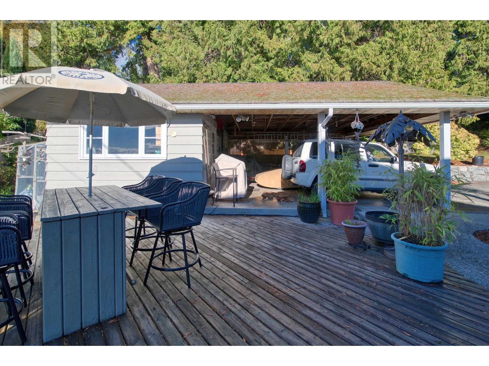 6437 Sunshine Coast Highway, Sechelt, British Columbia  V7Z 0N6 - Photo 40 - R2833093