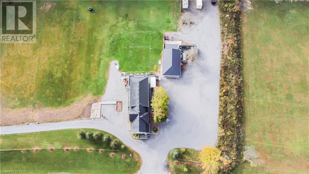 9268 Lundys Lane Lane, Niagara Falls, Ontario  L2H 0T5 - Photo 7 - 40493596