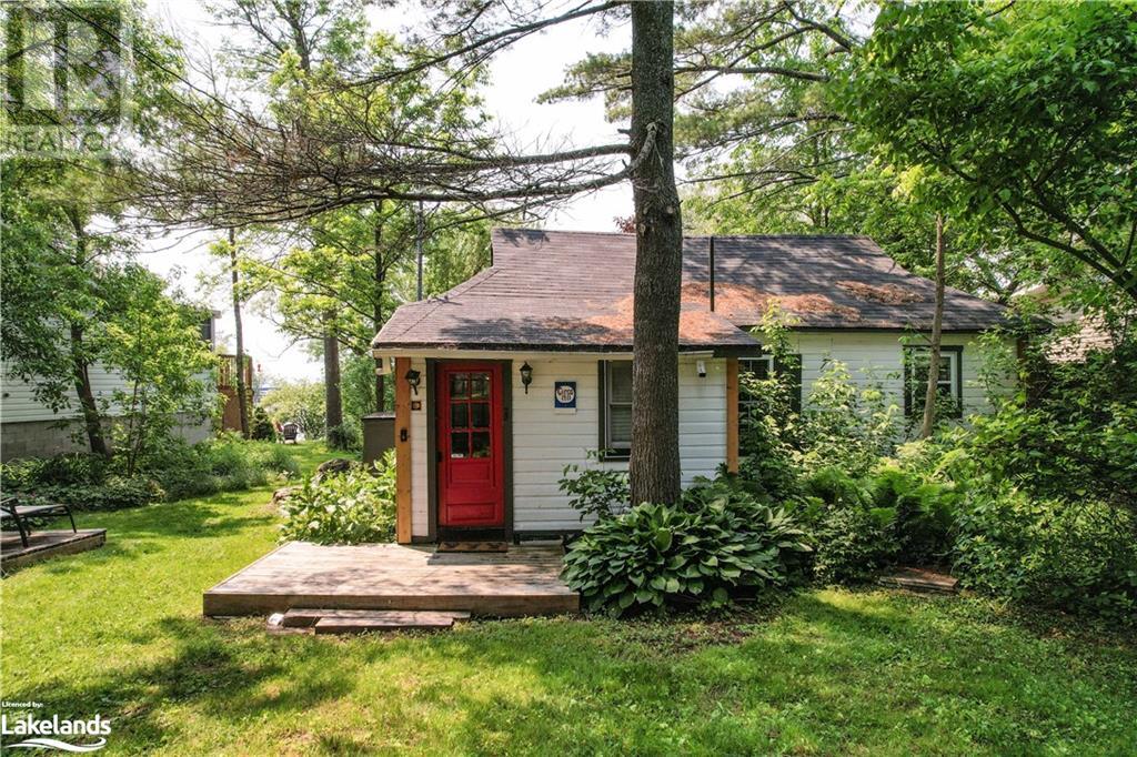 7150 Beach Drive, Washago, Ontario L0K 2B0 (26289761) Bay