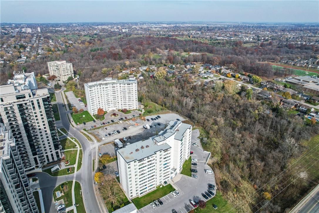 35 Towering Heights Boulevard, Unit #1009, St. Catharines, Ontario  L2T 3G7 - Photo 31 - H4180239