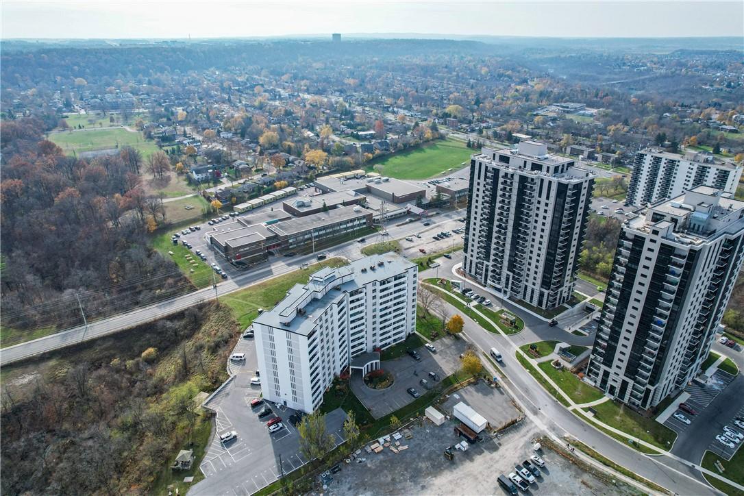 35 Towering Heights Boulevard, Unit #1009, St. Catharines, Ontario  L2T 3G7 - Photo 32 - H4180239