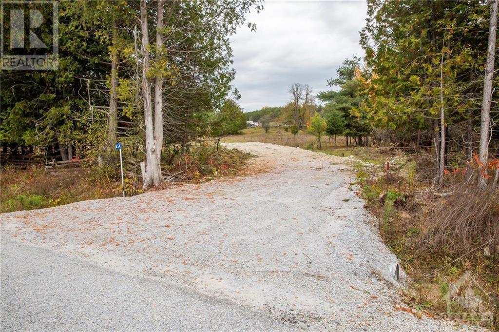 854 Iron Mine Road, Lanark Highlands, Ontario  K0G 1K0 - Photo 3 - 1369393