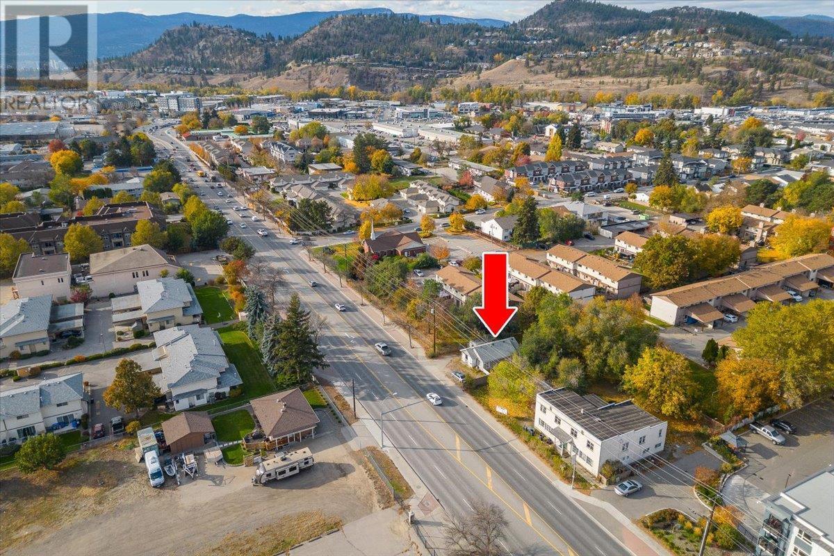 1230 Highway 33 W, Kelowna, British Columbia  V1X 1Z4 - Photo 3 - 10288575