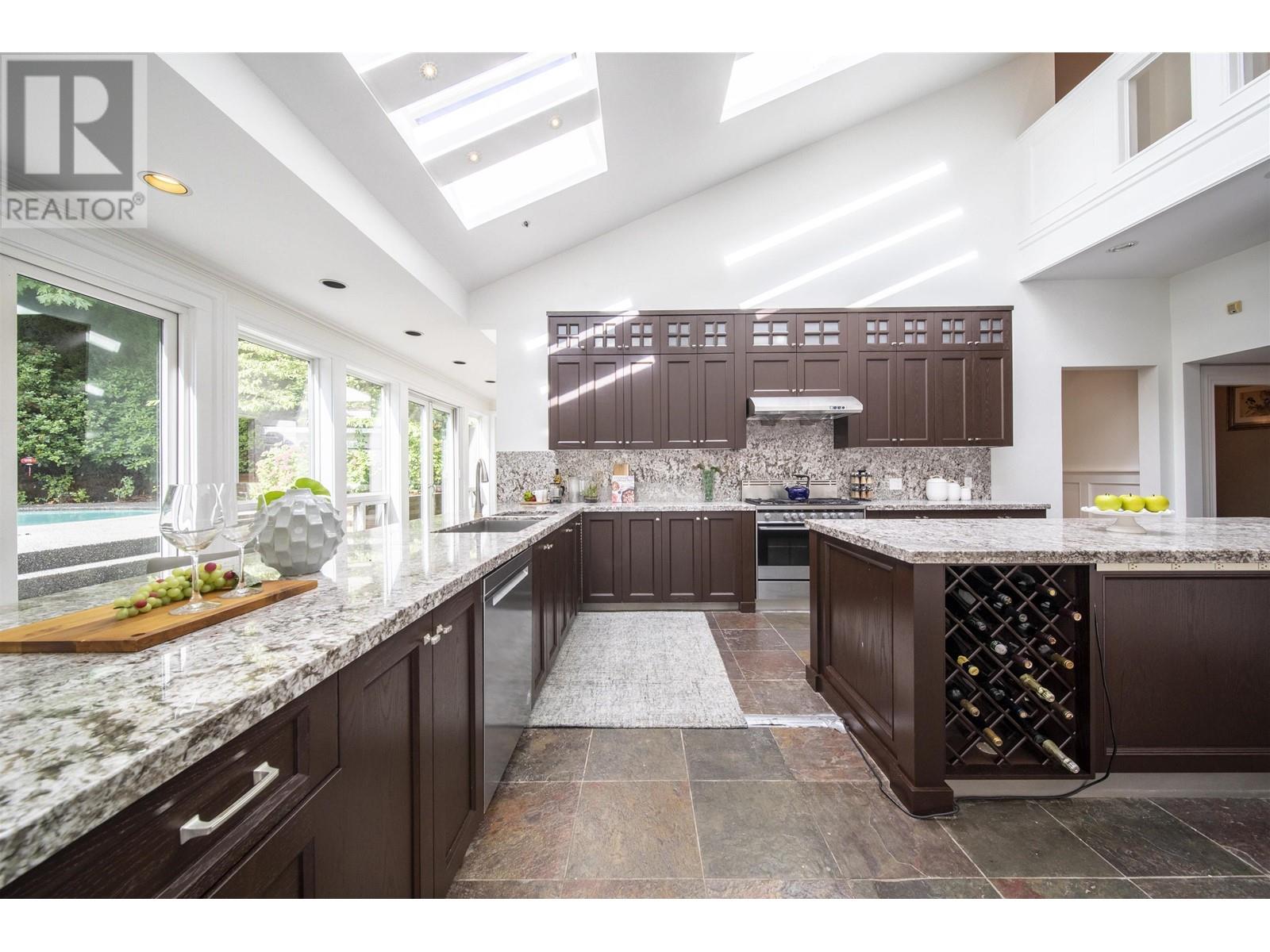 1188 Wolfe Avenue, Vancouver, British Columbia  V6H 1V8 - Photo 5 - R2833320