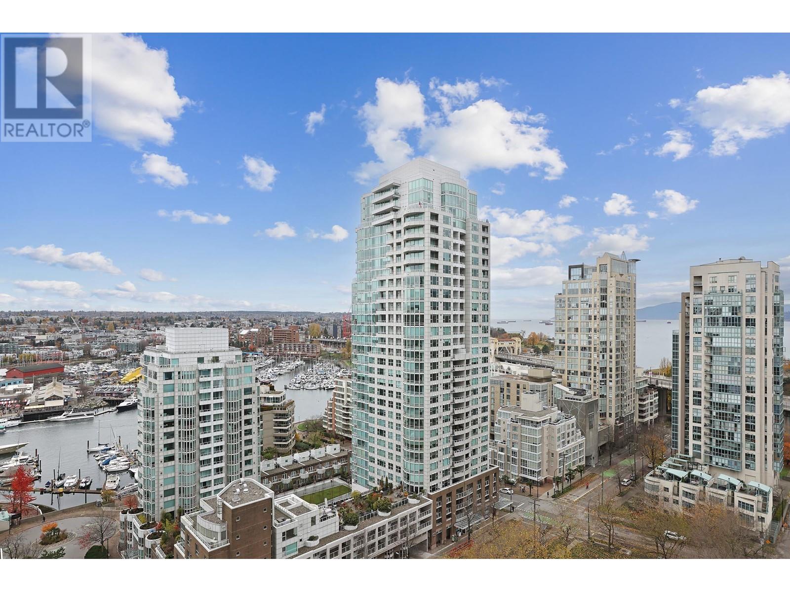 2107 1480 Howe Street, Vancouver, British Columbia  V6Z 0G5 - Photo 1 - R2832697