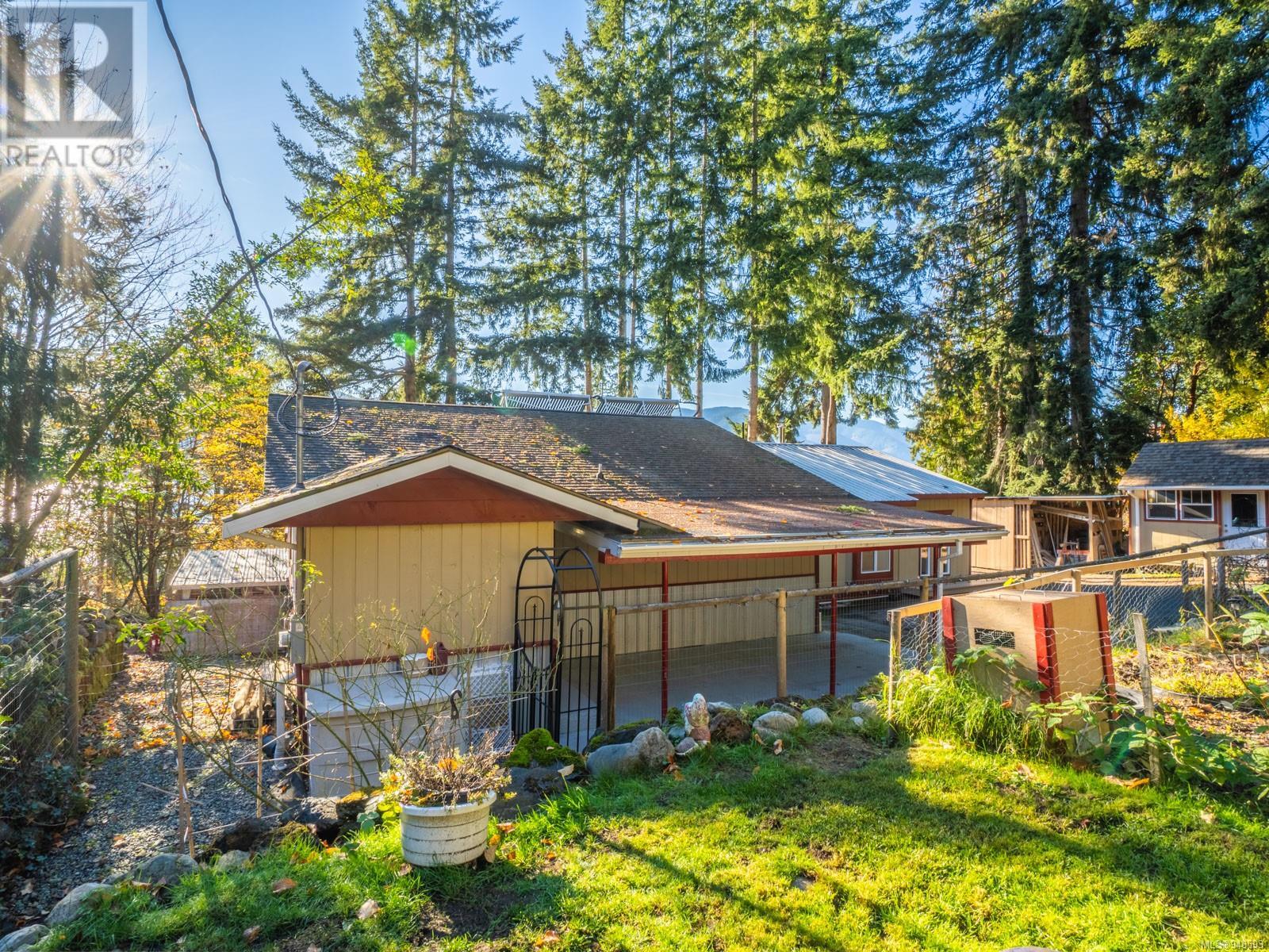 10530 Cypress Rd, Youbou, British Columbia  V0R 3E1 - Photo 35 - 948593