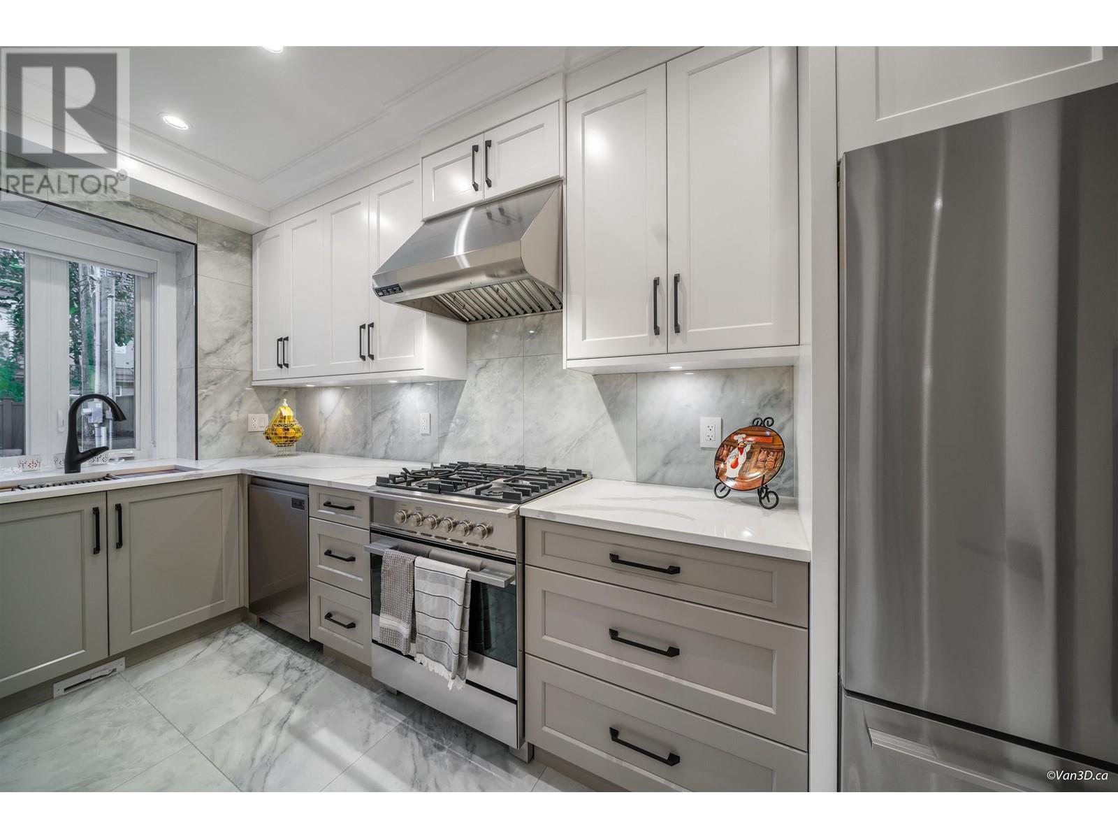 3780 Blundell Road, Richmond, British Columbia  V7C 1G4 - Photo 15 - R2833312