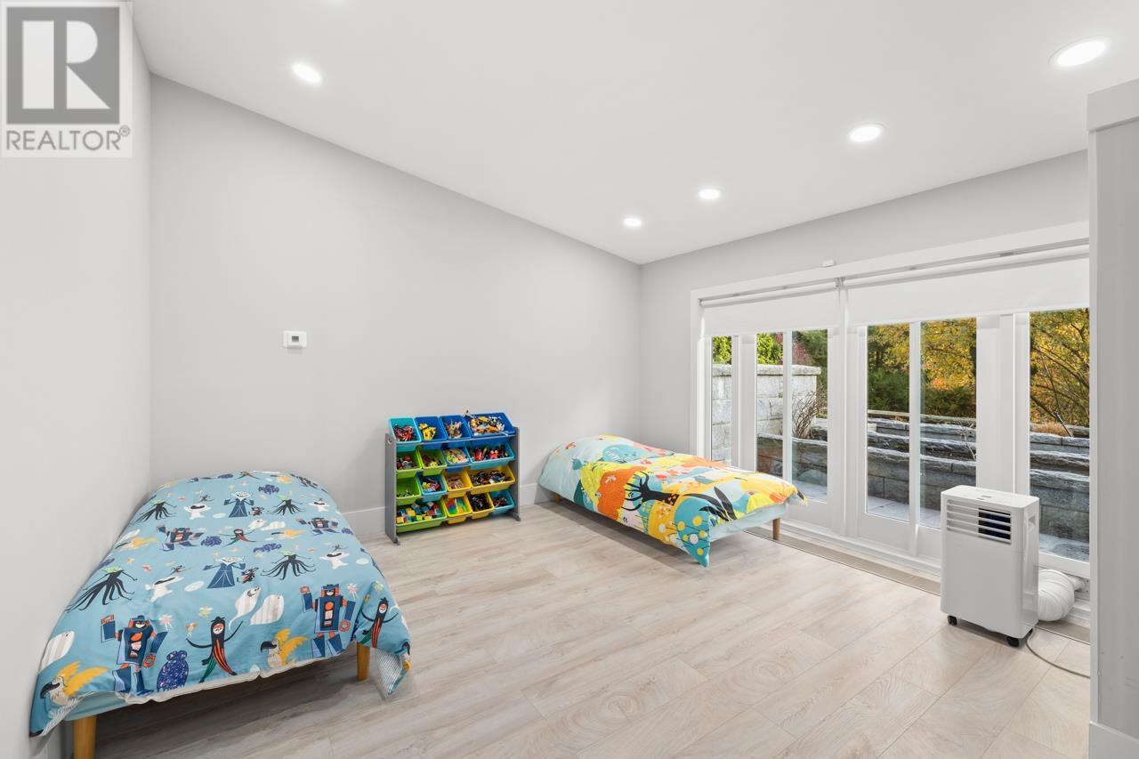 242 Onslow Place, West Vancouver, British Columbia  V7S 1K5 - Photo 26 - R2833389