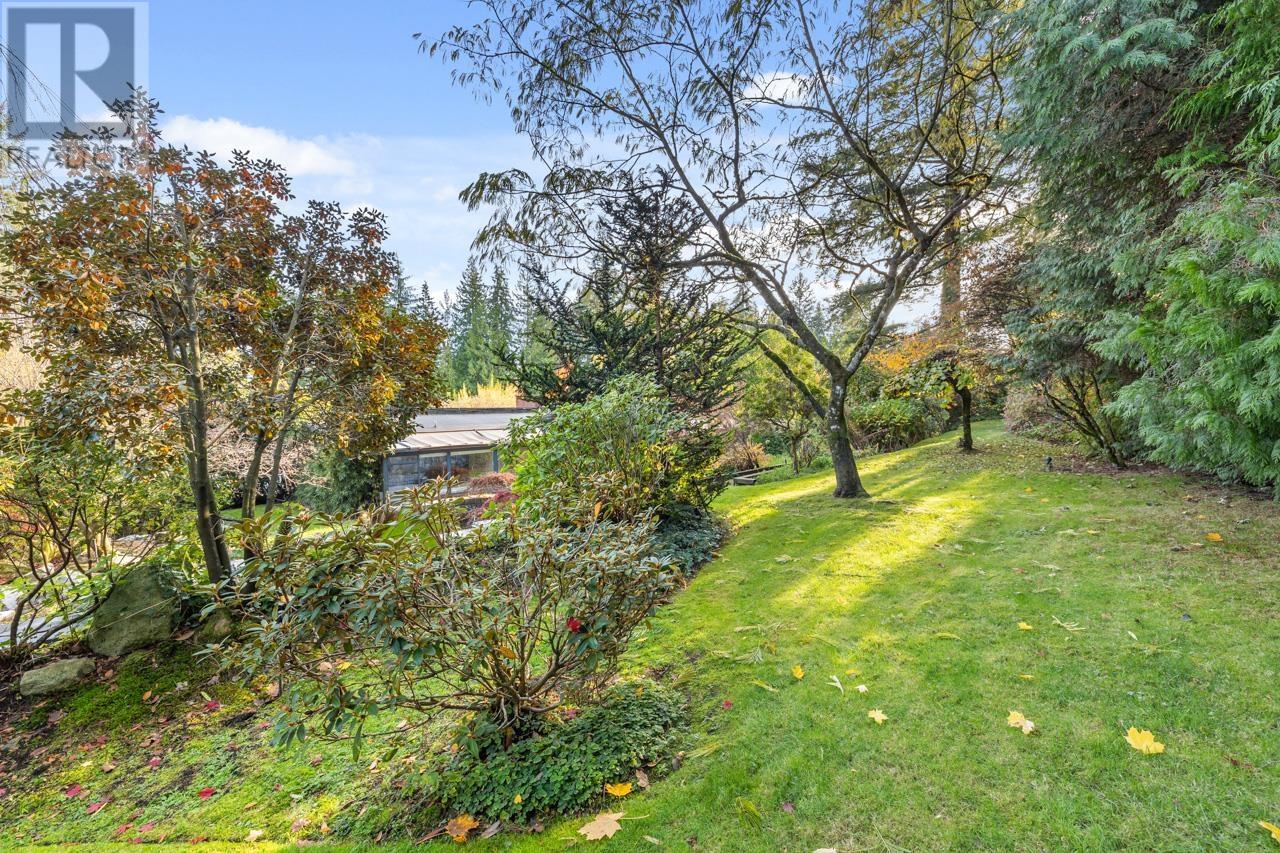 242 Onslow Place, West Vancouver, British Columbia  V7S 1K5 - Photo 34 - R2833389