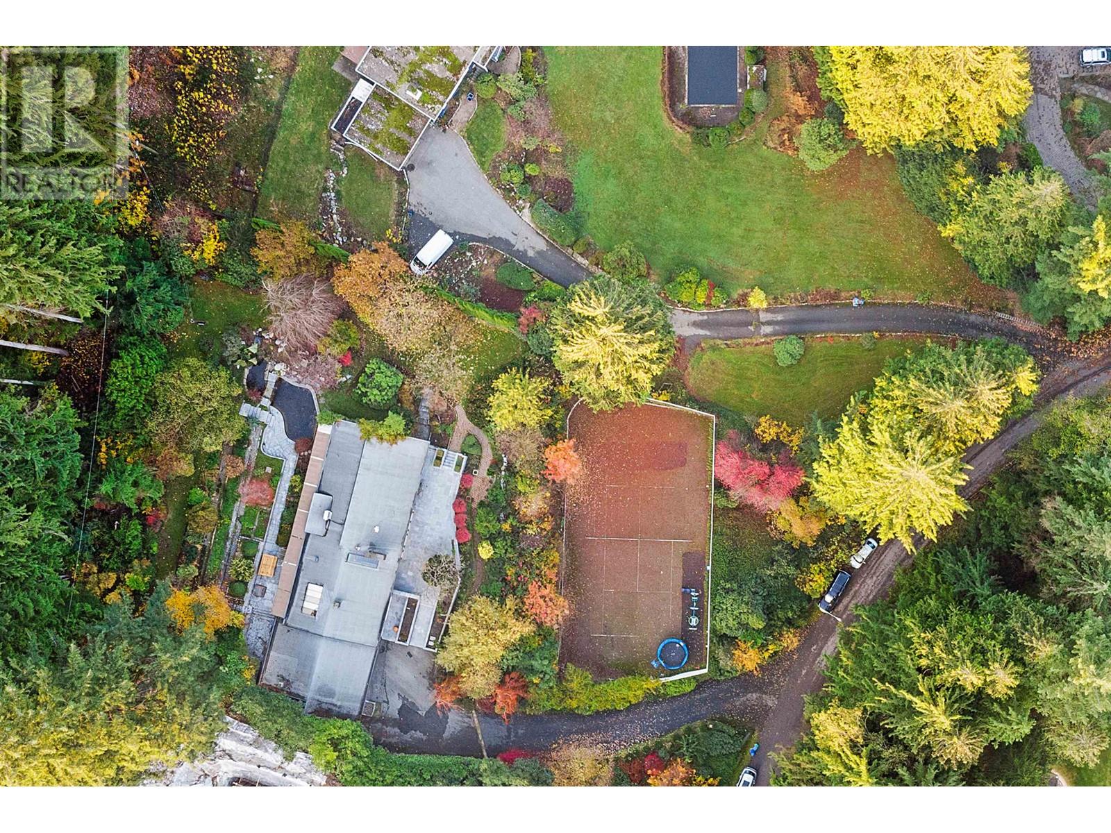 242 Onslow Place, West Vancouver, British Columbia  V7S 1K5 - Photo 38 - R2833389