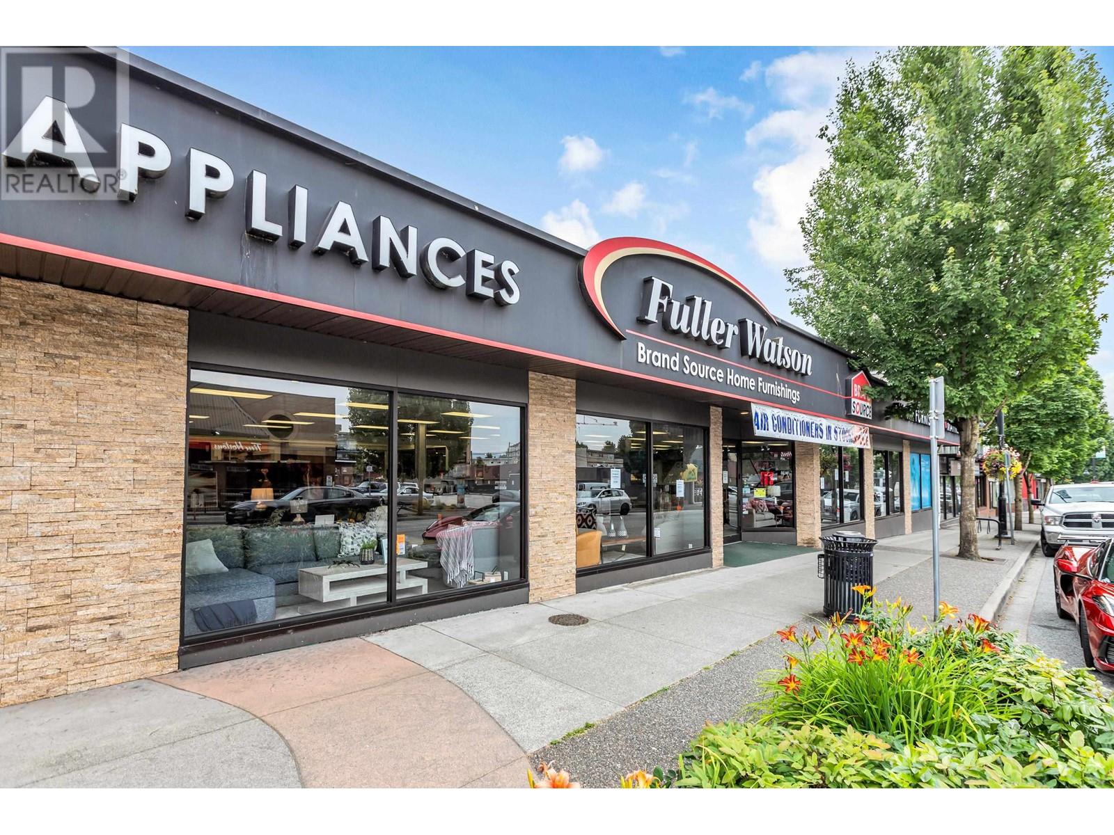 22390 Lougheed Highway, Maple Ridge, British Columbia  V2X 2T4 - Photo 3 - C8055800