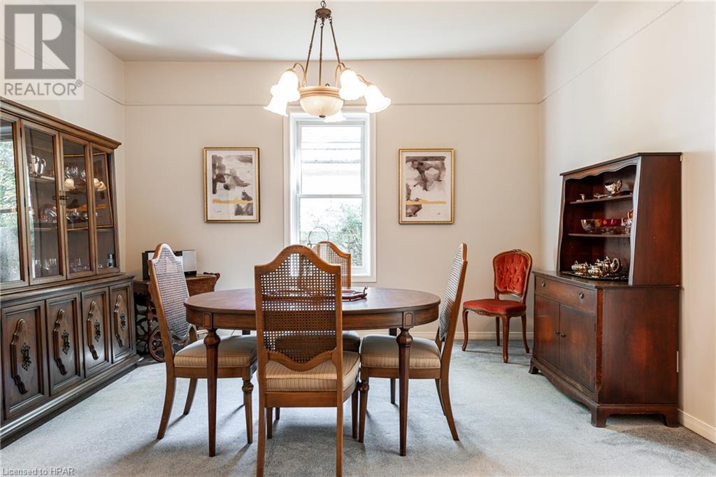 289 Douglas Street, Stratford, Ontario  N5A 5R1 - Photo 9 - 40483360