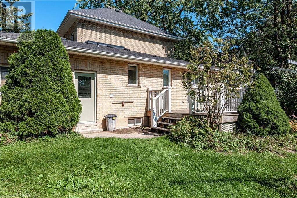 289 Douglas Street, Stratford, Ontario  N5A 5R1 - Photo 36 - 40483360