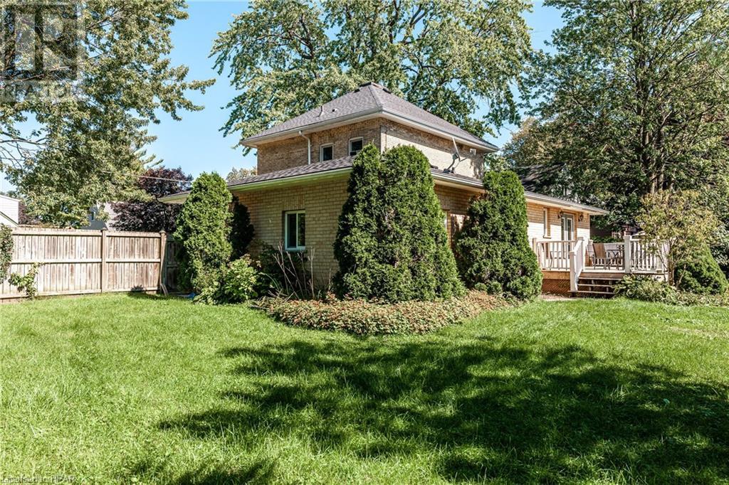 289 Douglas Street, Stratford, Ontario  N5A 5R1 - Photo 37 - 40483360