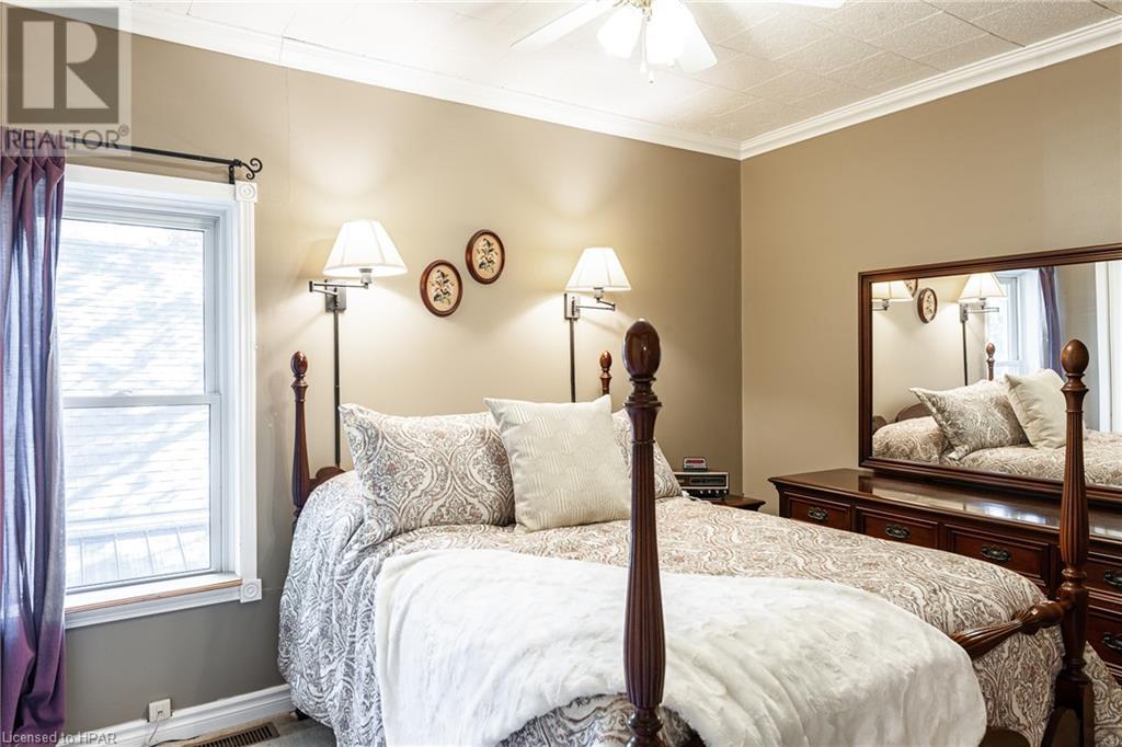 289 Douglas Street, Stratford, Ontario  N5A 5R1 - Photo 23 - 40483360