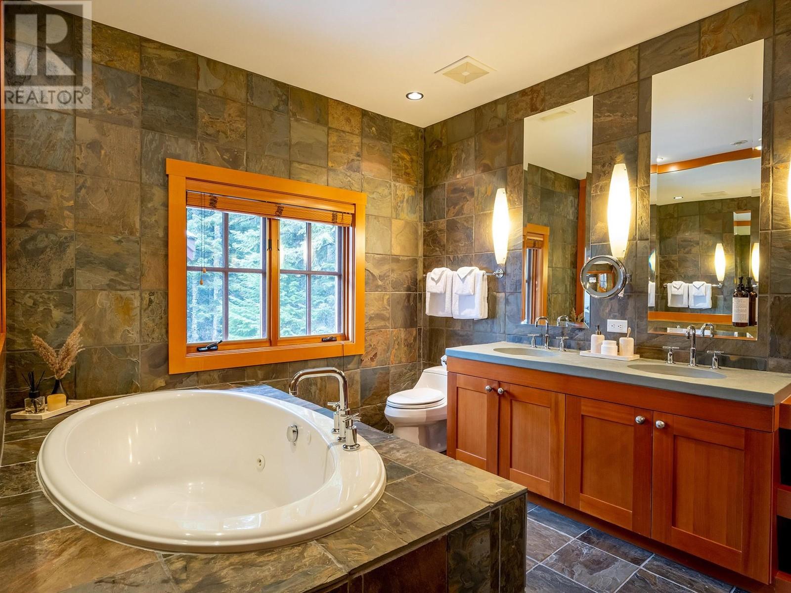 20 2300 Nordic Drive, Whistler, British Columbia  V8E 0A6 - Photo 21 - R2833664