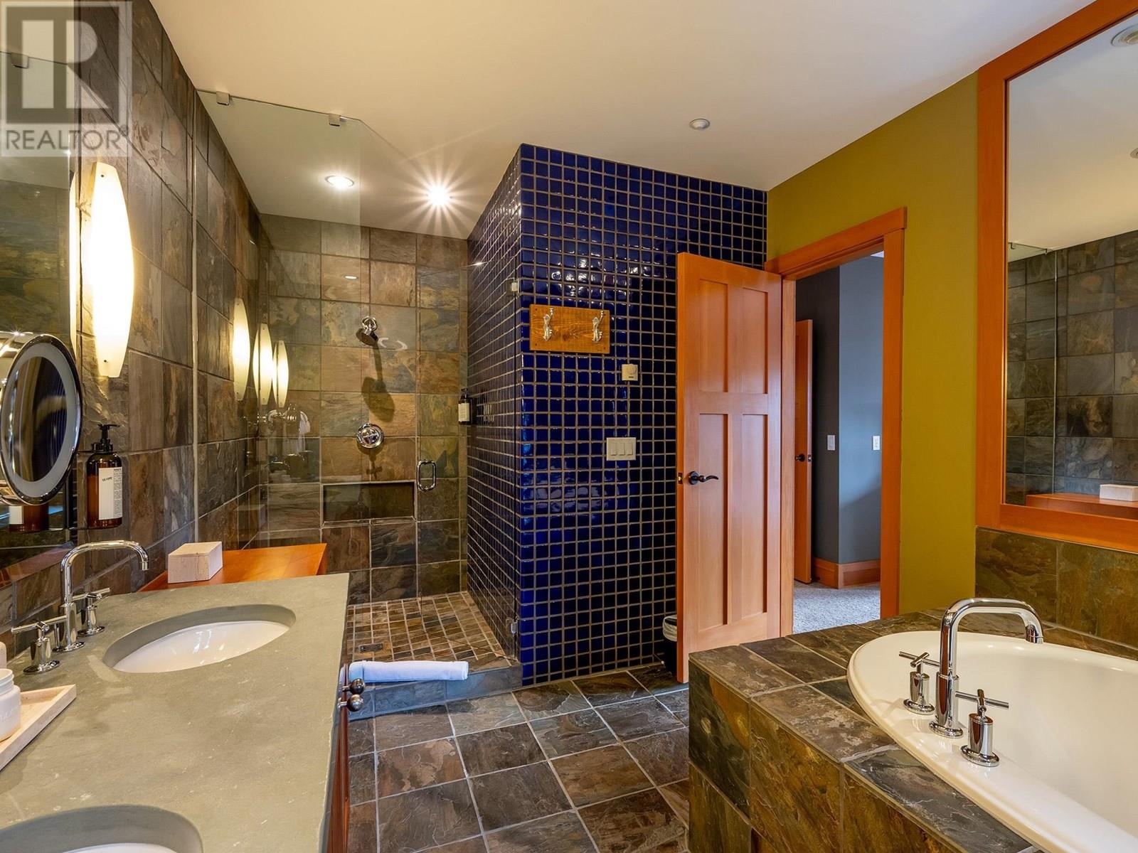 20 2300 Nordic Drive, Whistler, British Columbia  V8E 0A6 - Photo 22 - R2833664
