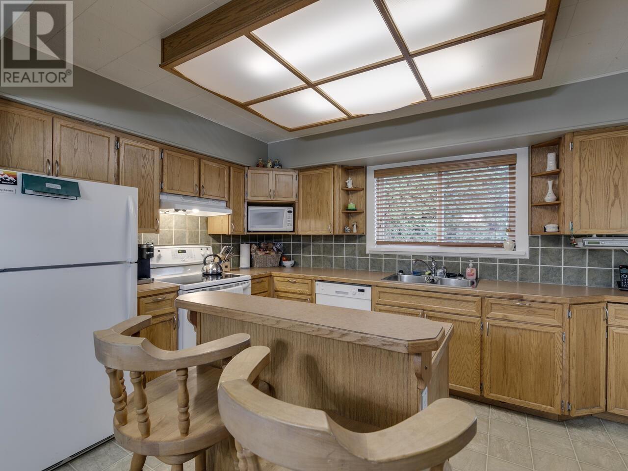 12451 203 Street, Maple Ridge, British Columbia  V2X 4W3 - Photo 28 - R2833756