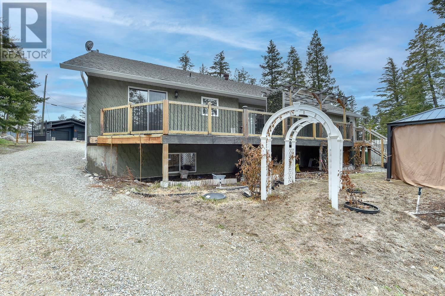 7246 Dunwaters Road Kelowna