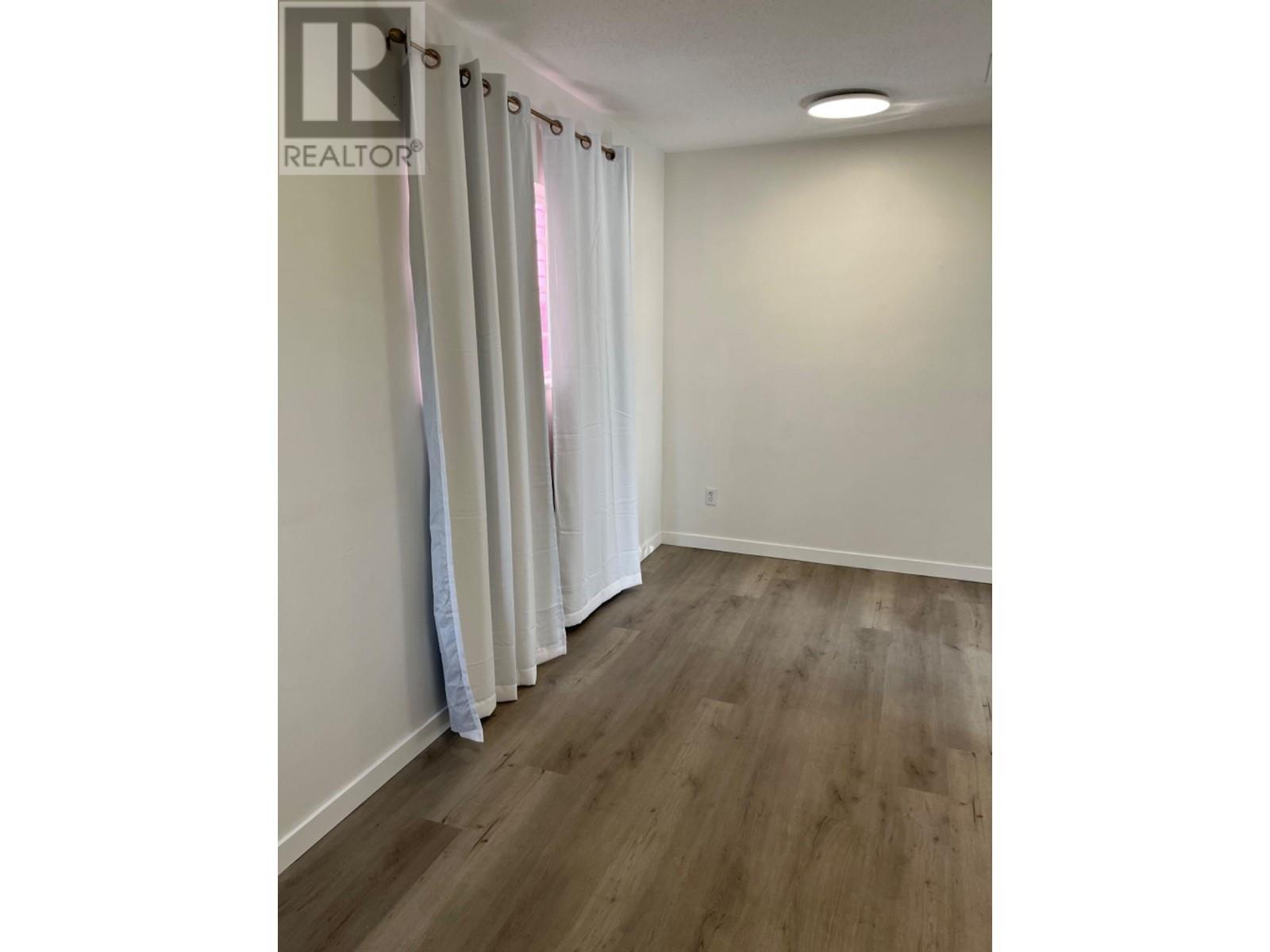 2087 E Pender Street, Vancouver, British Columbia  V5L 1X1 - Photo 5 - R2833872