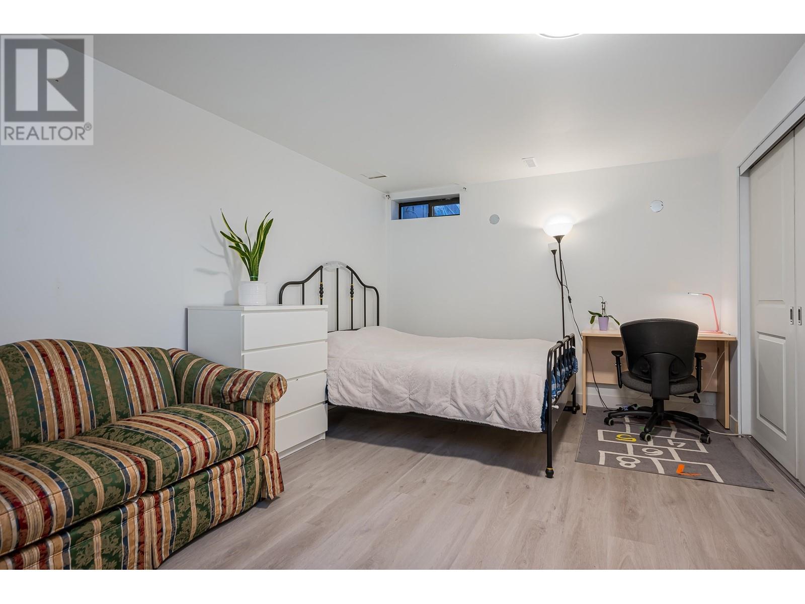 4814 Fernglen Drive, Burnaby, British Columbia  V5G 3V7 - Photo 18 - R2833825