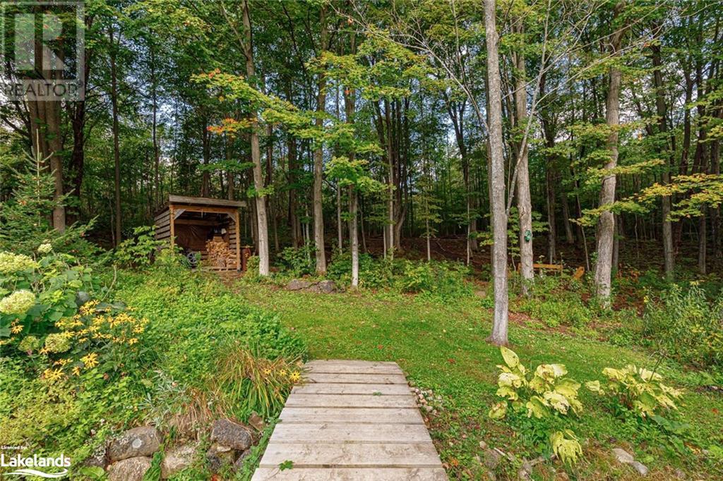 136 Kionontio Trail, The Blue Mountains, Ontario  L9Y 3Y9 - Photo 3 - 40515665