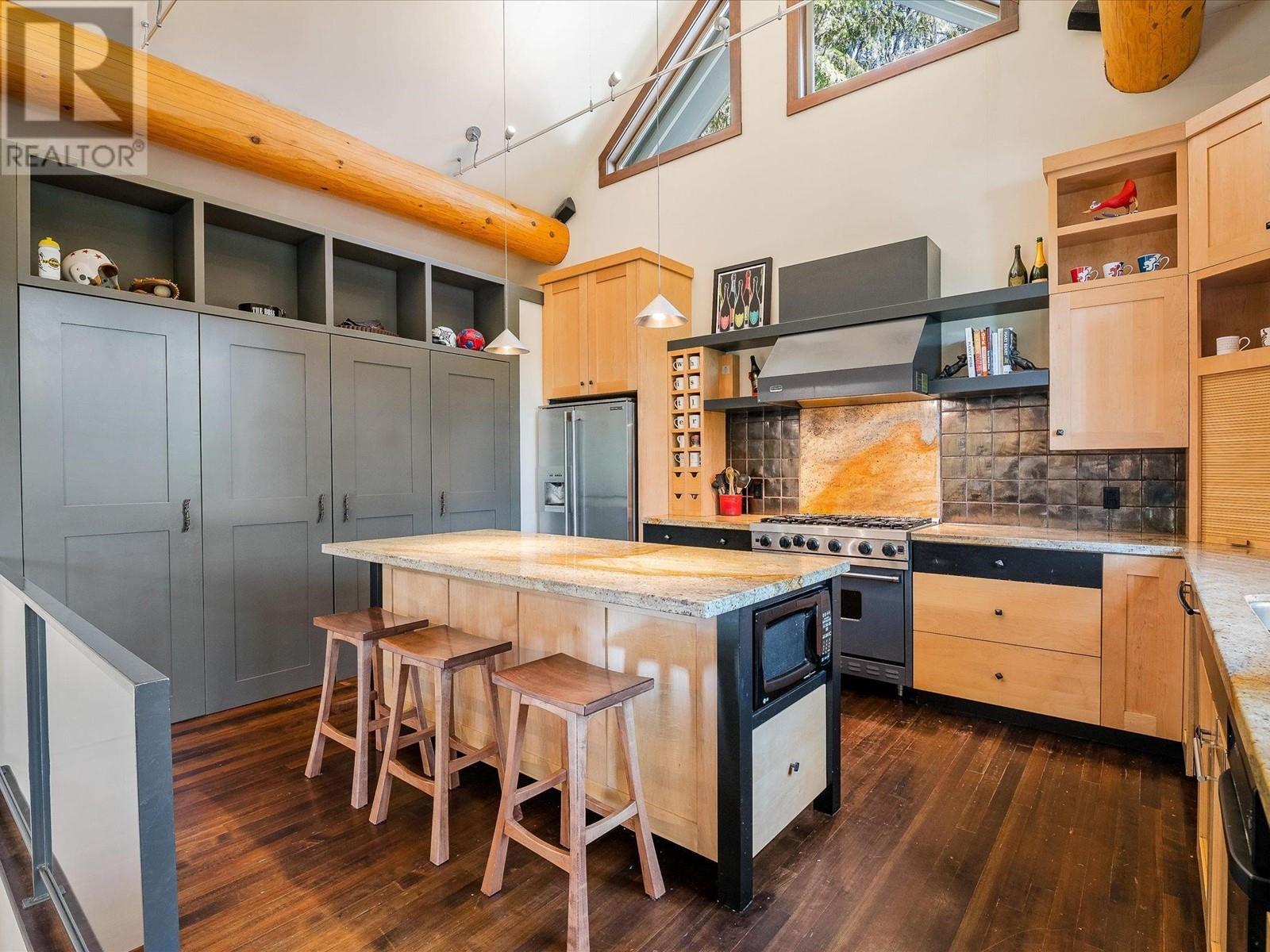 8589 Drifter Way, Whistler, British Columbia  V0N 1B8 - Photo 6 - R2833867