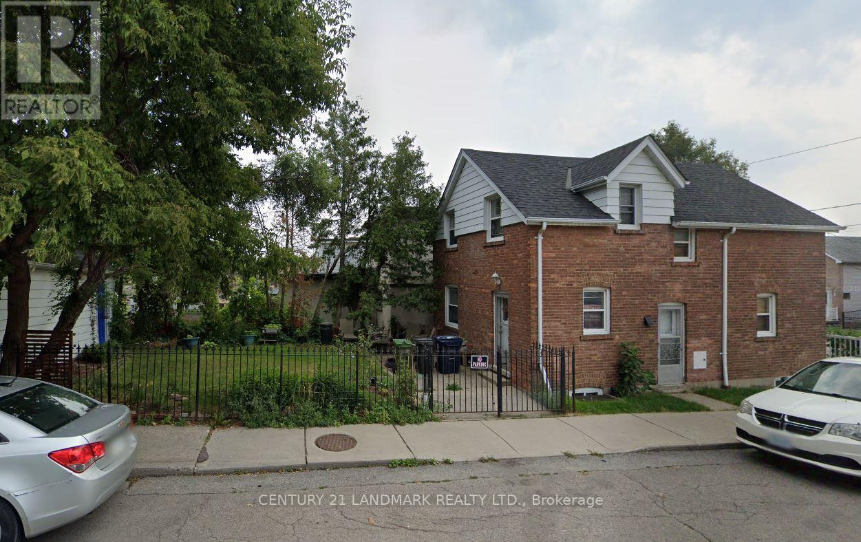 181 Kane Avenue, Toronto, Ontario  M6M 3N4 - Photo 4 - W7273078