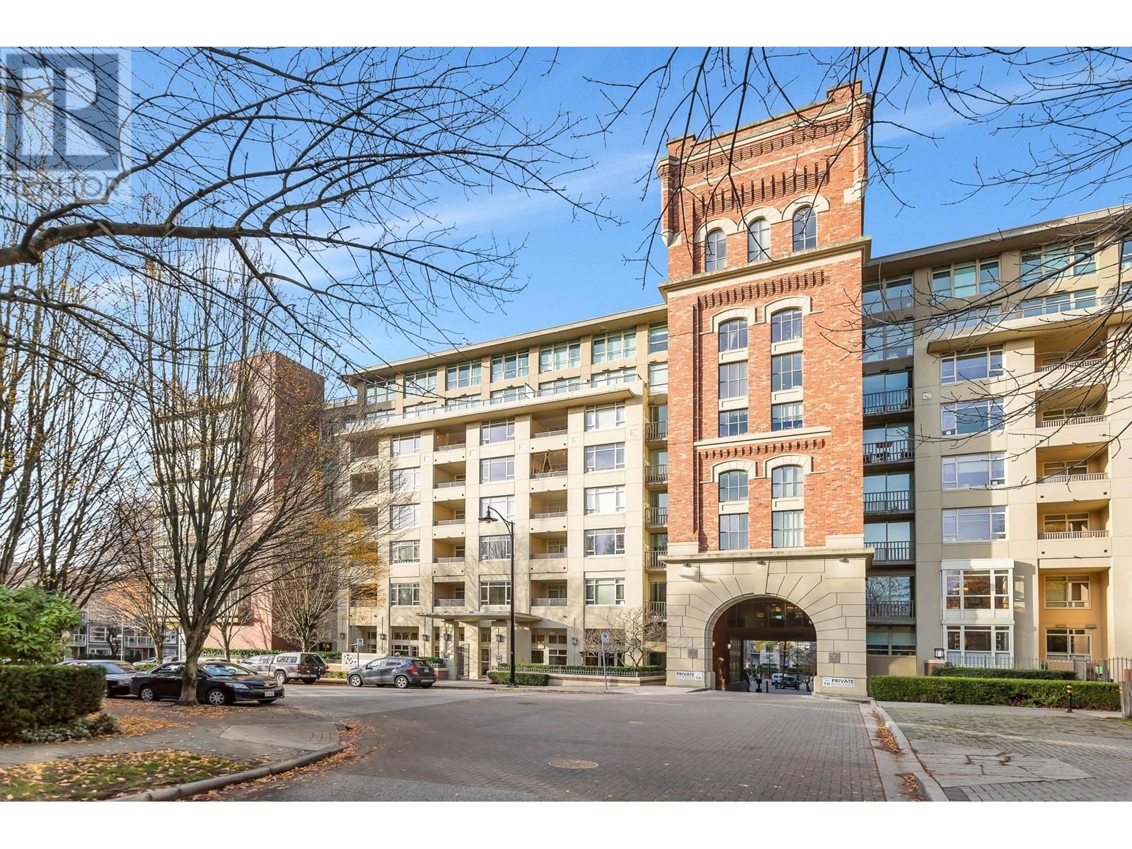 808 2799 Yew Street, Vancouver, British Columbia V6K 4W2 (26304659) Pam Allen Vancouver REALTOR® 808 2799 Yew Street, Vancouver, British Columbia V6K 4W2 (26304659) Pam Allen Vancouver REALTOR®