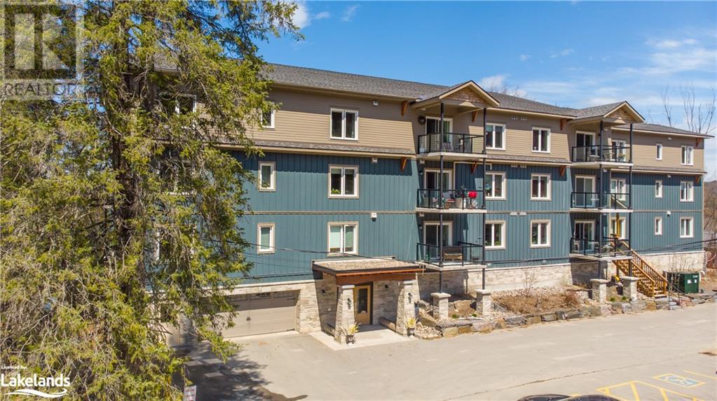 4 LAKE Avenue Unit# 101, haliburton, Ontario