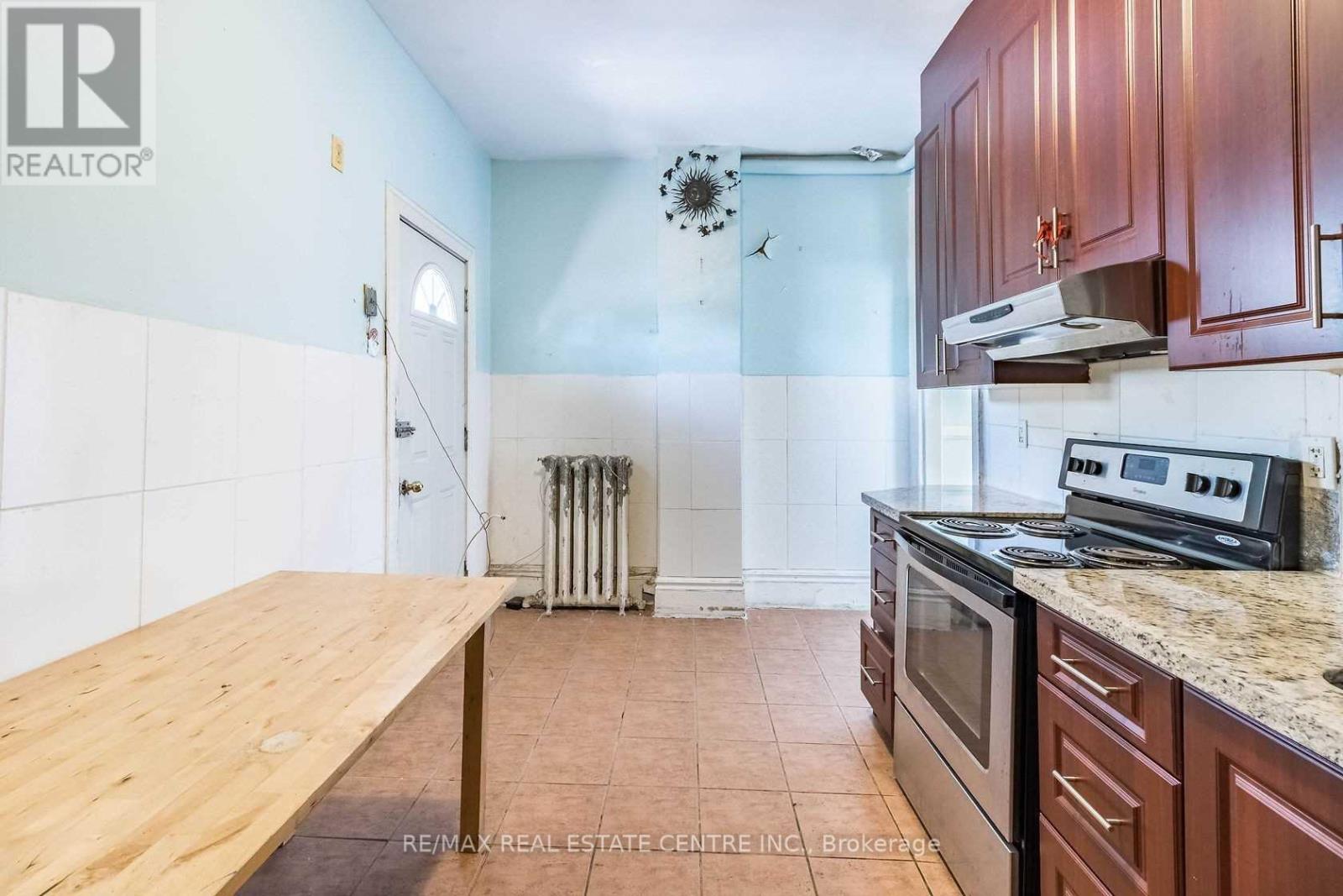 1456 Queen St W, Toronto, Ontario  M6K 1M2 - Photo 27 - W7318238