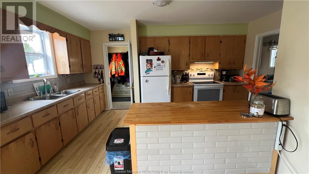 3909 Scenic Dr, Alma, New Brunswick  E4H 1E3 - Photo 15 - M156251