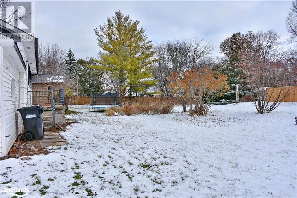 229 William Street, Stayner, Ontario L0M 1S0 (26309967) Bay