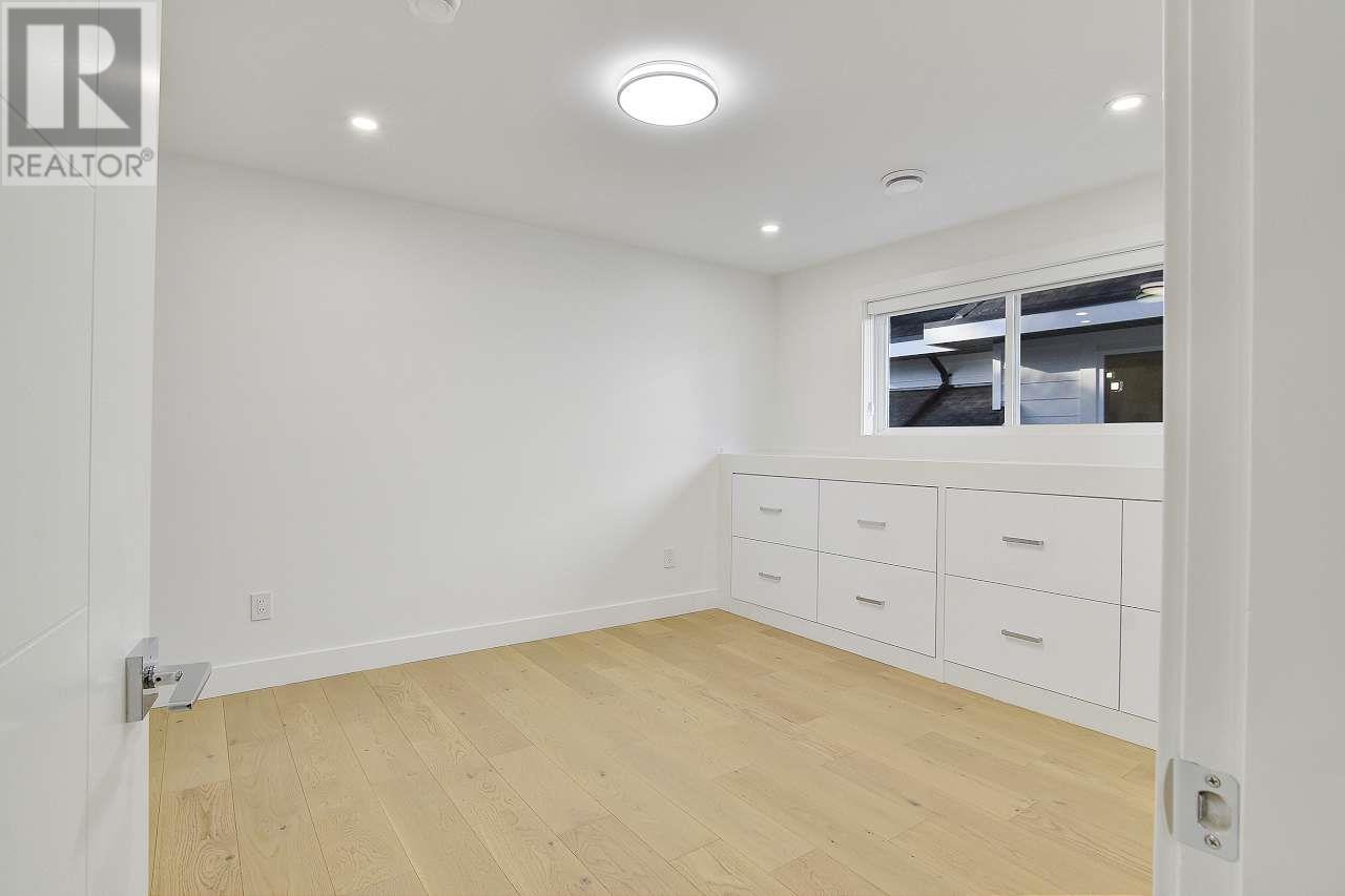 5754 16a Avenue, Delta, British Columbia  V4L 1H9 - Photo 21 - R2834343