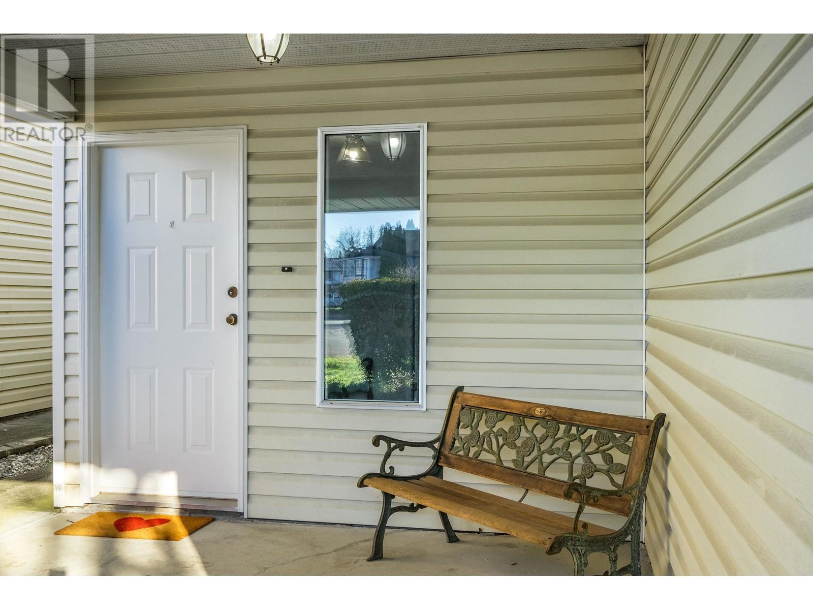 625 Pender Place, Port Coquitlam, British Columbia  V3B 7M2 - Photo 2 - R2834610
