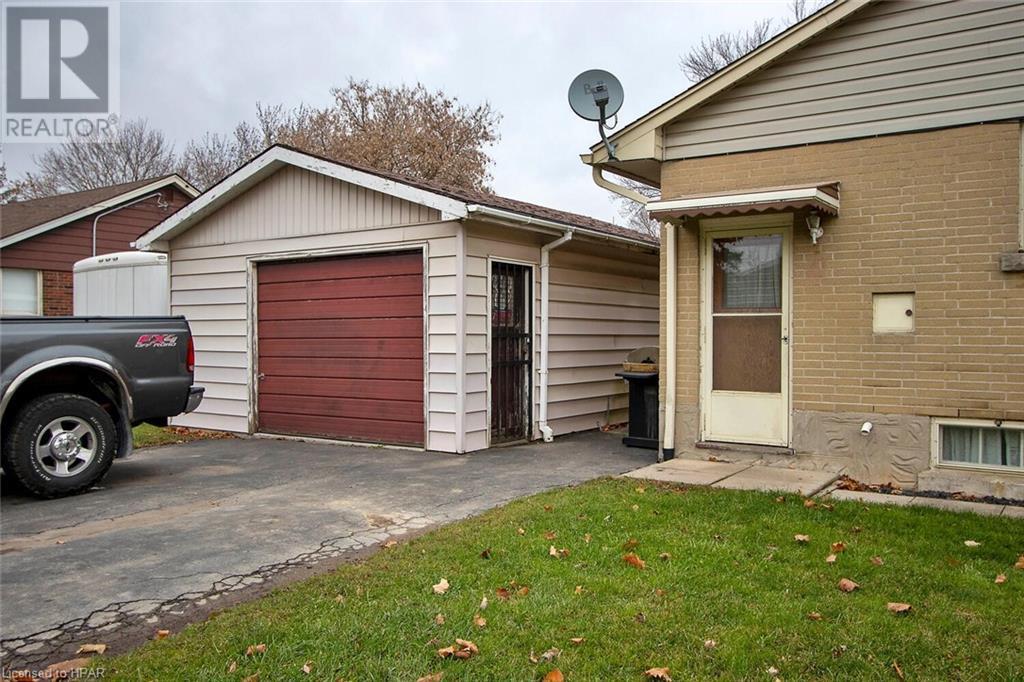 272 St Vincent Street S, Stratford, Ontario  N5A 2X5 - Photo 6 - 40517494