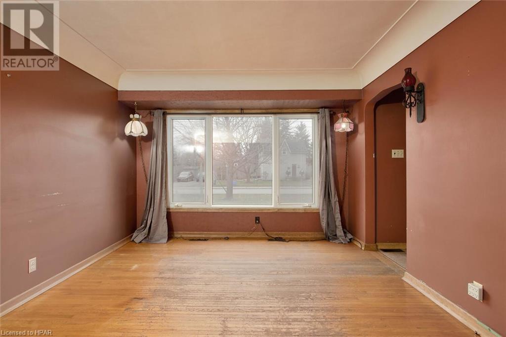 272 St Vincent Street S, Stratford, Ontario  N5A 2X5 - Photo 9 - 40517494