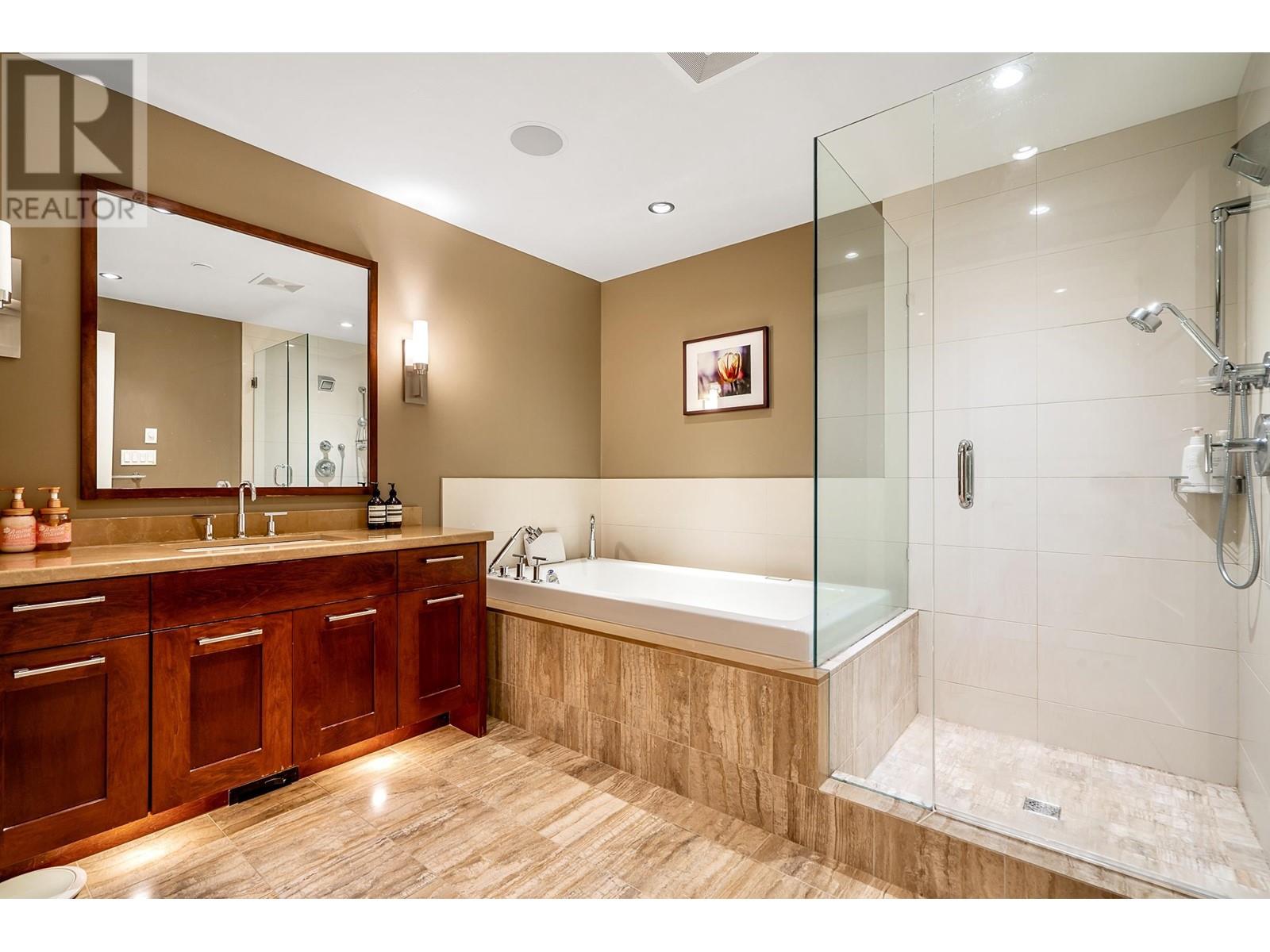 102 2575 Garden Court, West Vancouver, British Columbia  V7S 0A2 - Photo 26 - R2834939