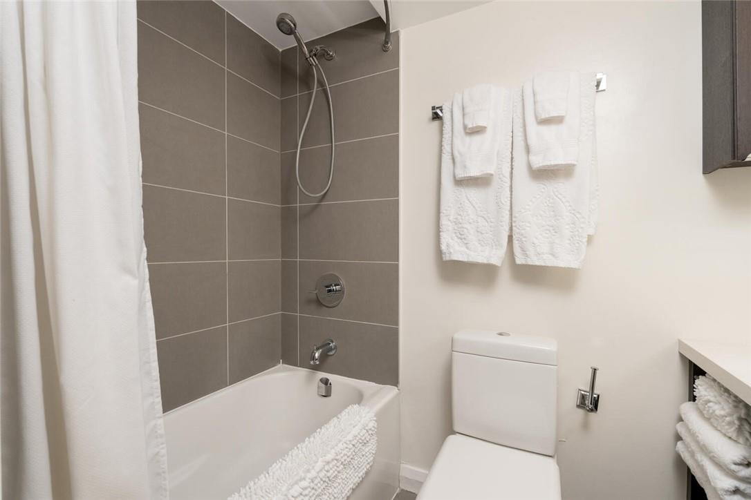 155 Yorkville Avenue, Unit #1012, Toronto, Ontario  M5R 0B3 - Photo 17 - H4180949