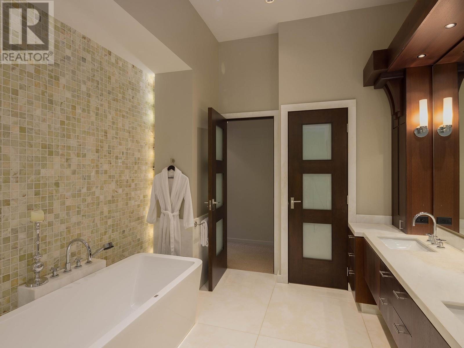 6677 Crabapple Drive, Whistler, British Columbia  V8E 0C5 - Photo 16 - R2835128