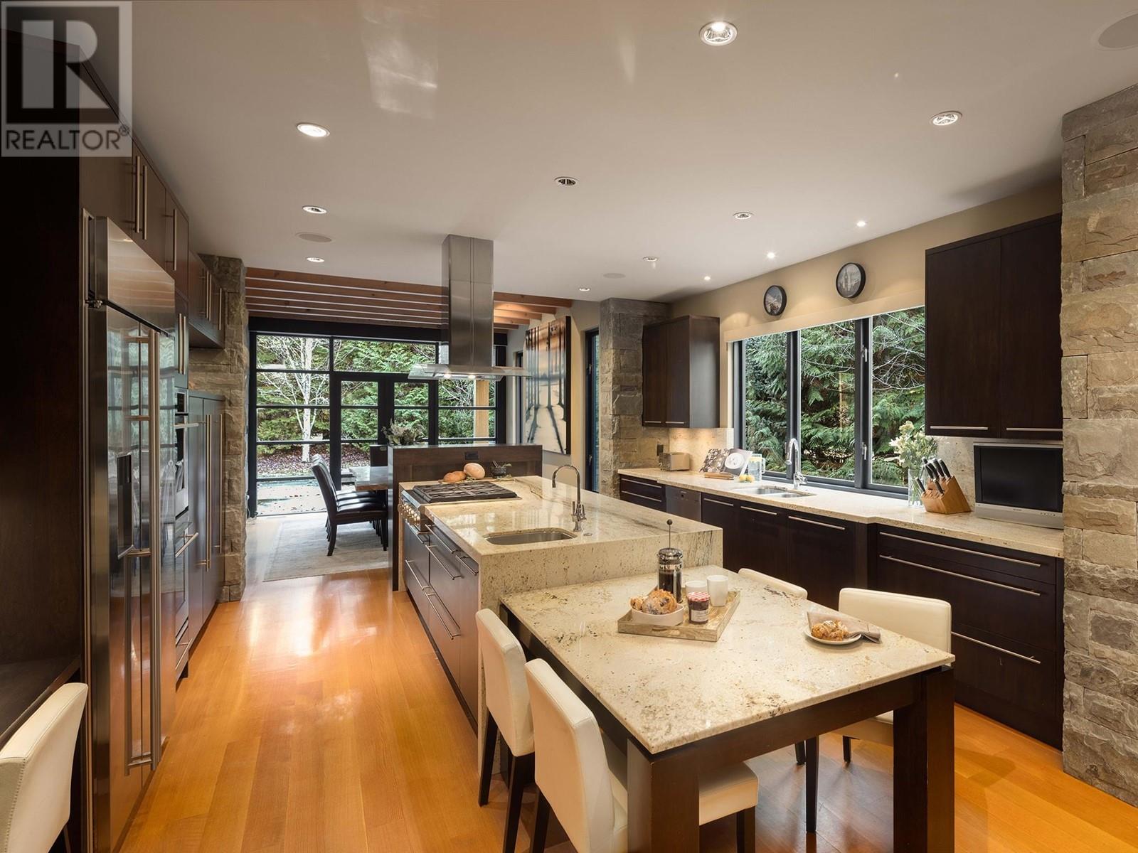 6677 Crabapple Drive, Whistler, British Columbia  V8E 0C5 - Photo 9 - R2835128