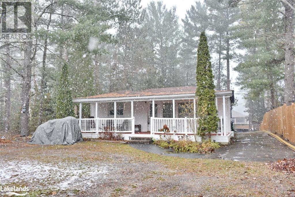 646 River Road E, Wasaga Beach, Ontario  L9Z 2M3 - Photo 1 - 40517585