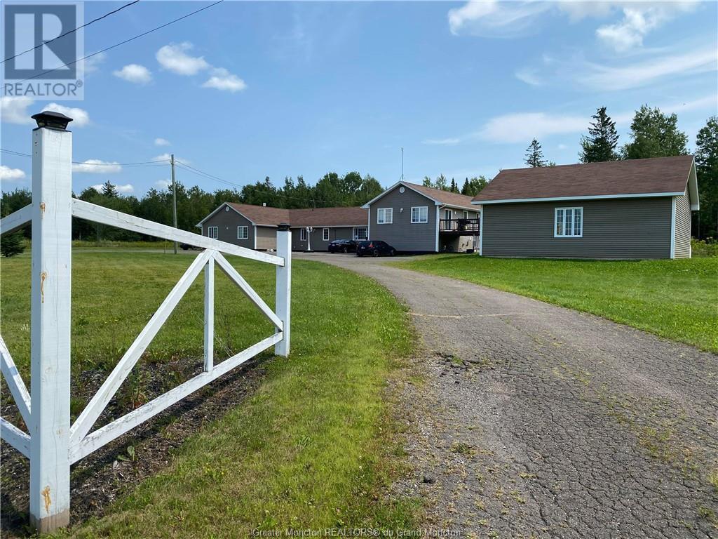 46762 Homestead Rd, Steeves Mountain, New Brunswick  E1G 4N9 - Photo 1 - M156442