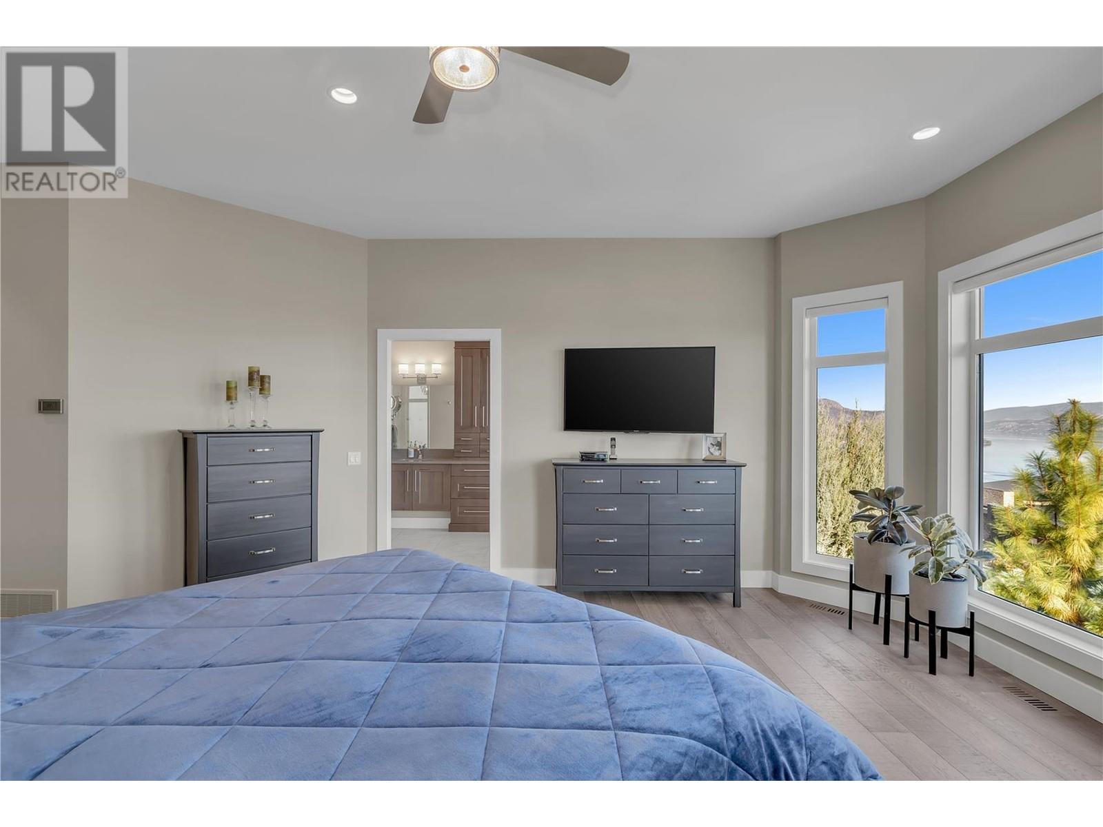 1813 Diamond View Drive West Kelowna